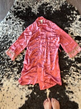august silk Pink Satin Girls Robe with Lace Cuffs